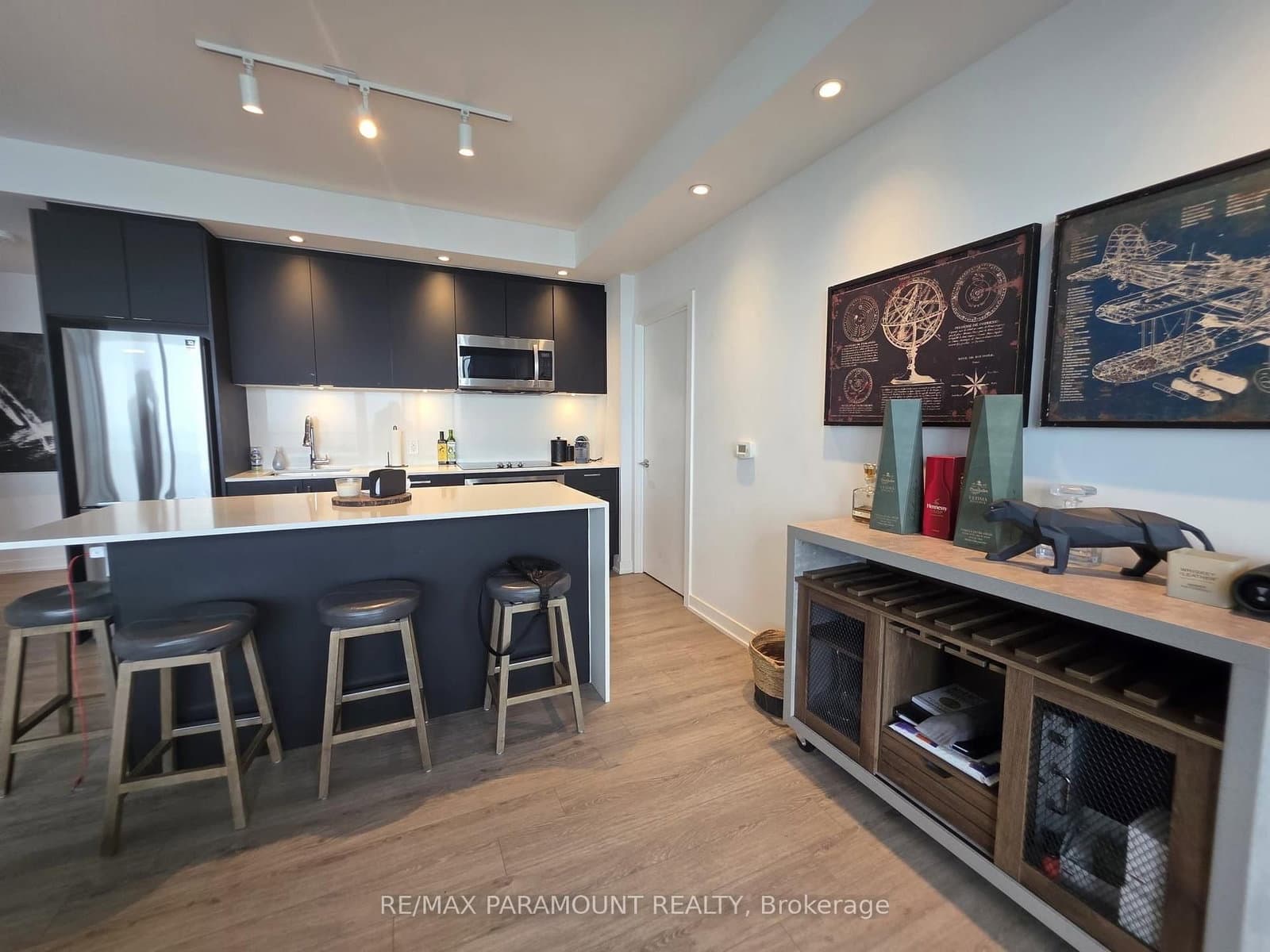 1926 Lake Shore Boulevard W, Unit 1807 - Image 3