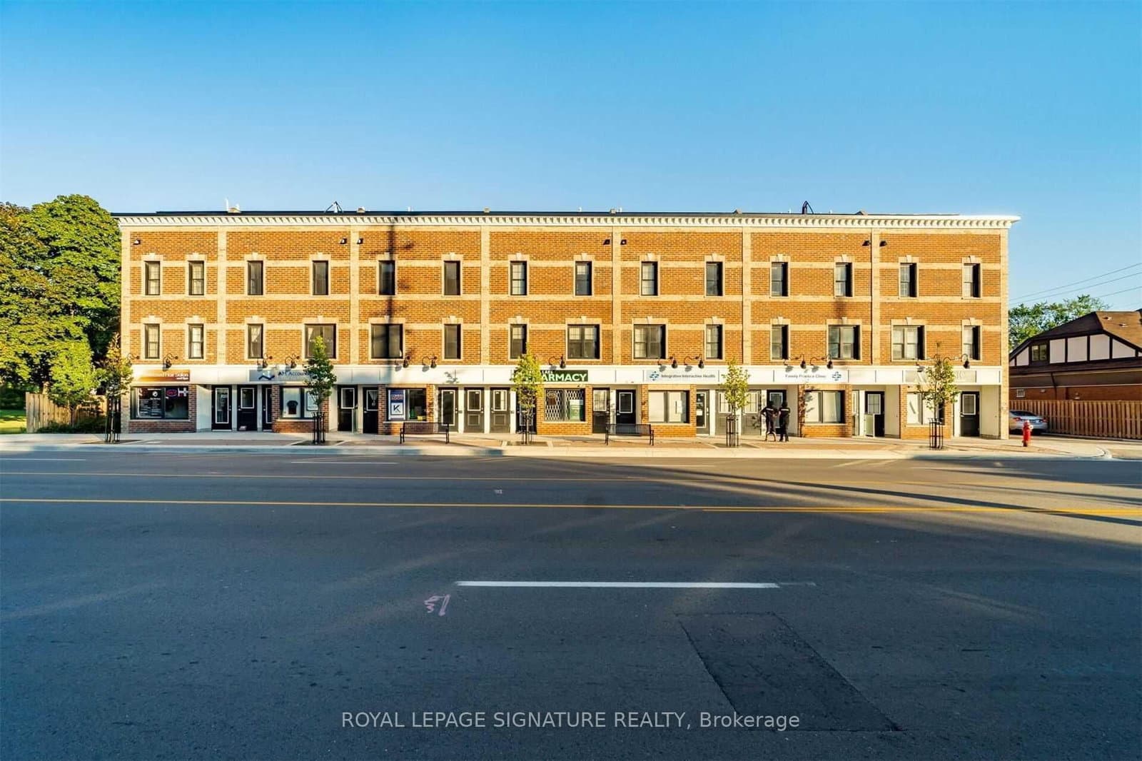 760 Lakeshore Road E, Unit 202 - Image 1