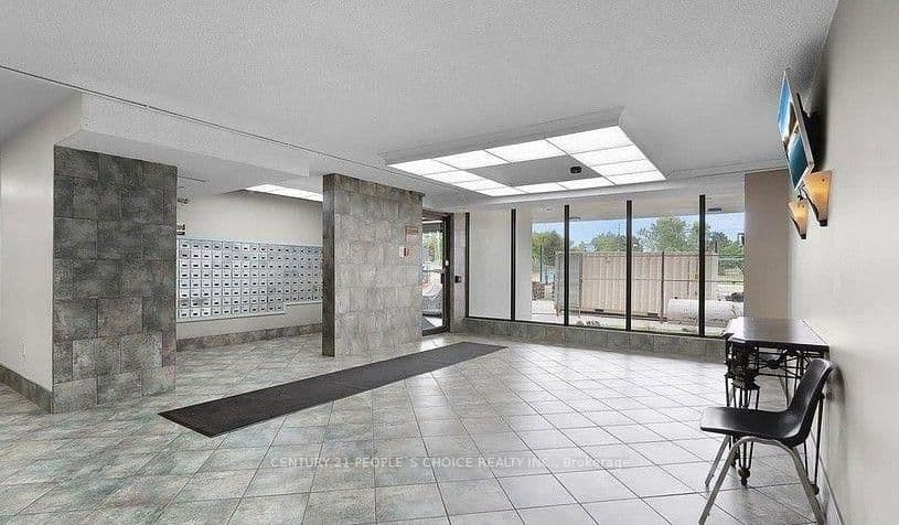 17 Knightsbridge Road, Unit 1205 - Image 3