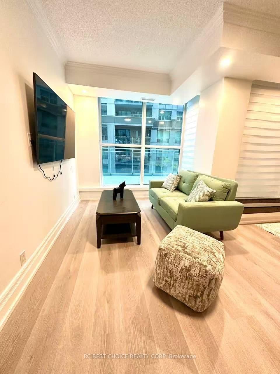 2067 Lake Shore Boulevard W, Unit 203 - Image 2