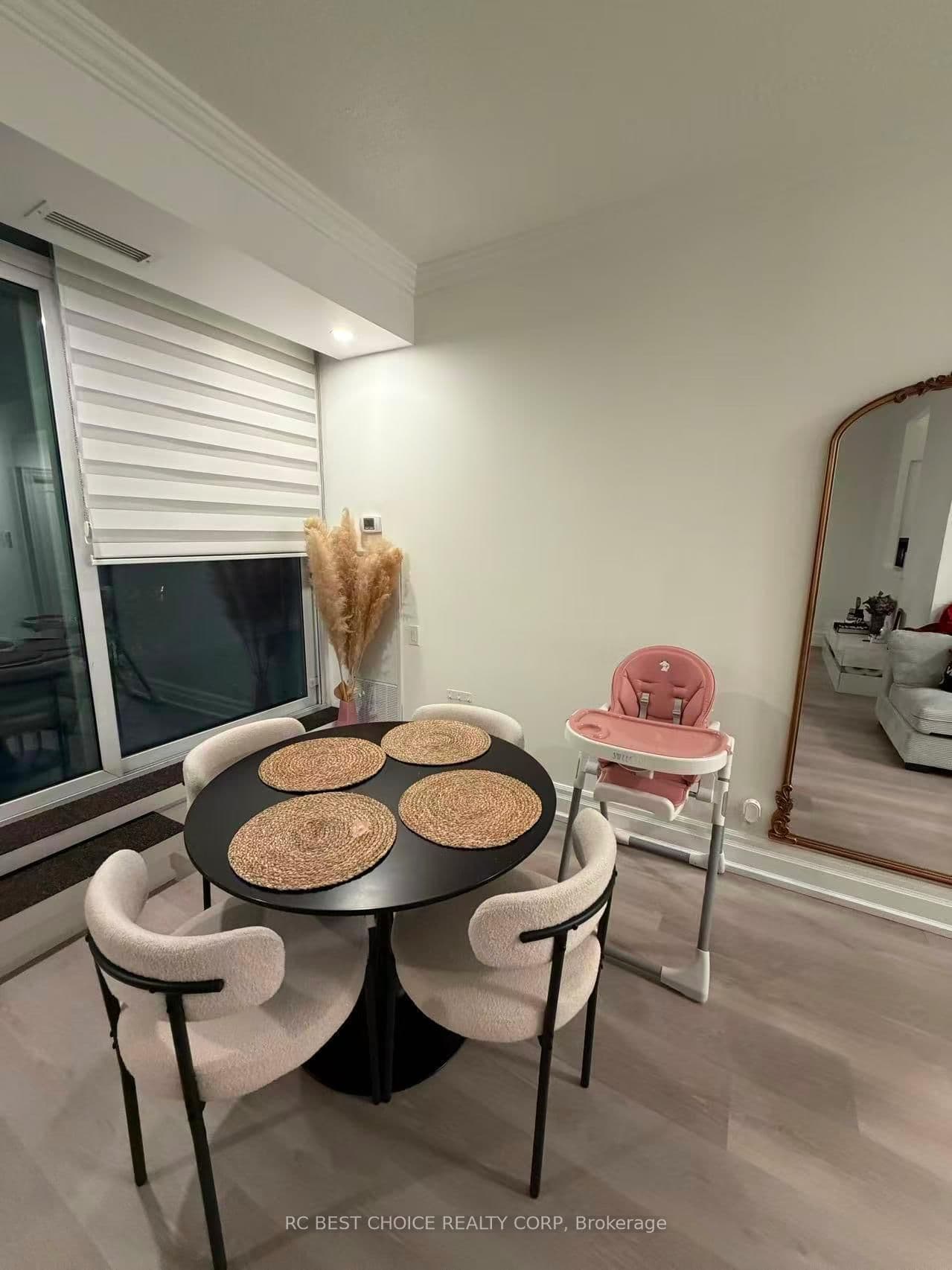 2067 Lake Shore Boulevard W, Unit 203 - Image 5