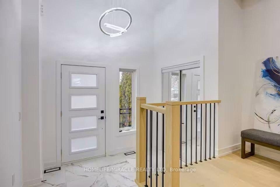 100 Macdonald Street, Unit Main & Upper Level - Image 2