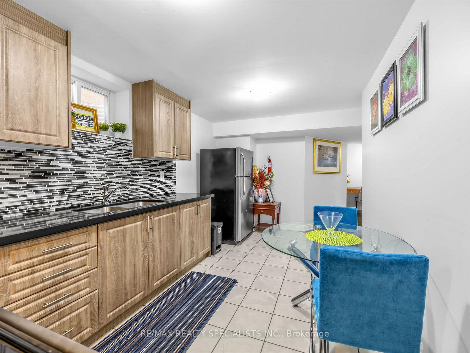 40 Victoriaville Road, Unit bsmt - Image 5