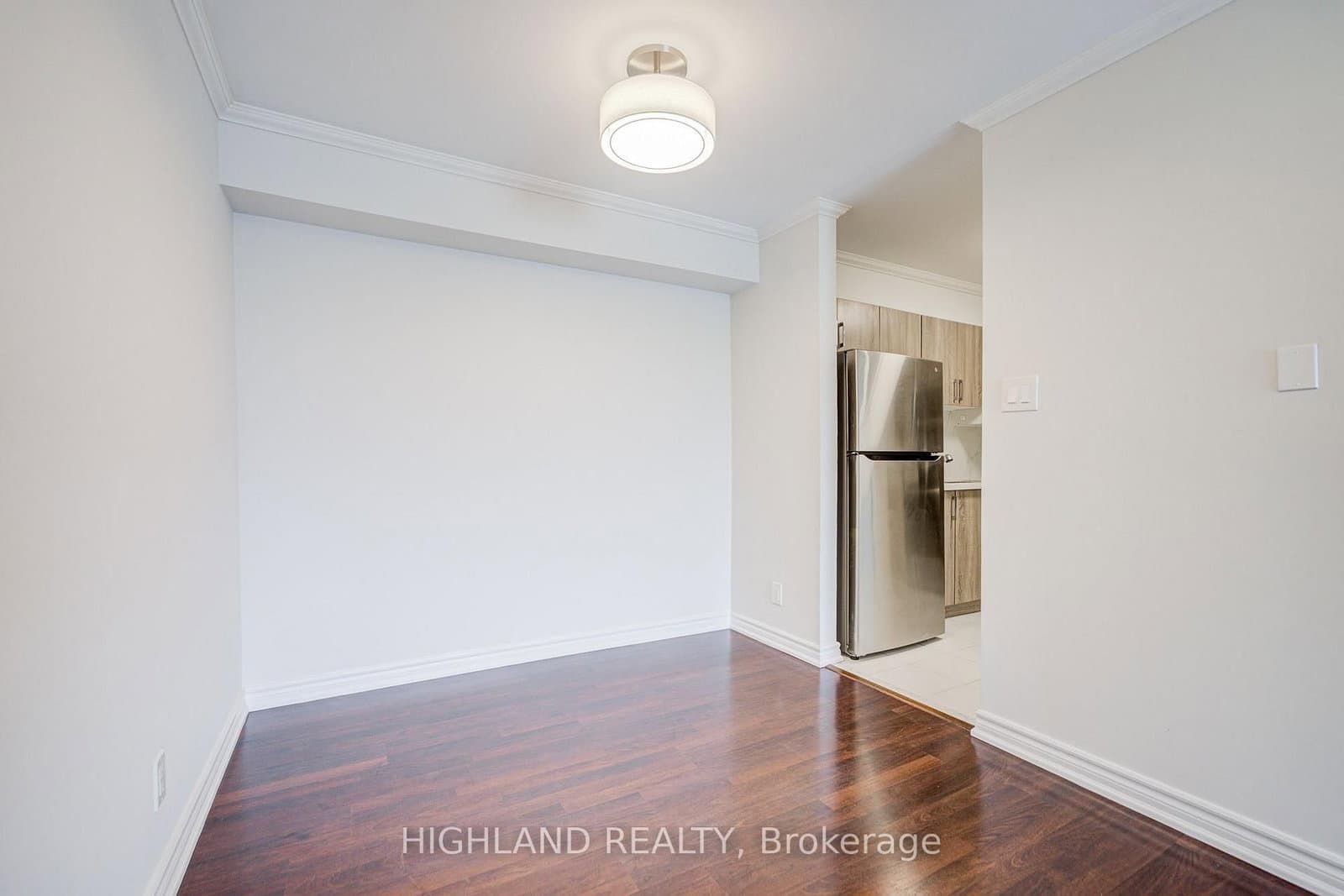 95 Trailwood Drive, Unit 1033 - Image 3
