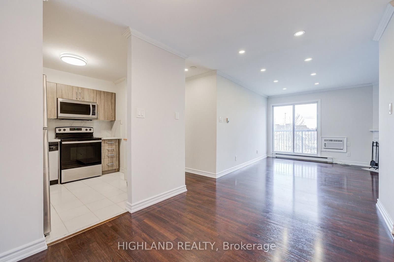 95 Trailwood Drive, Unit 1033 - Image 5