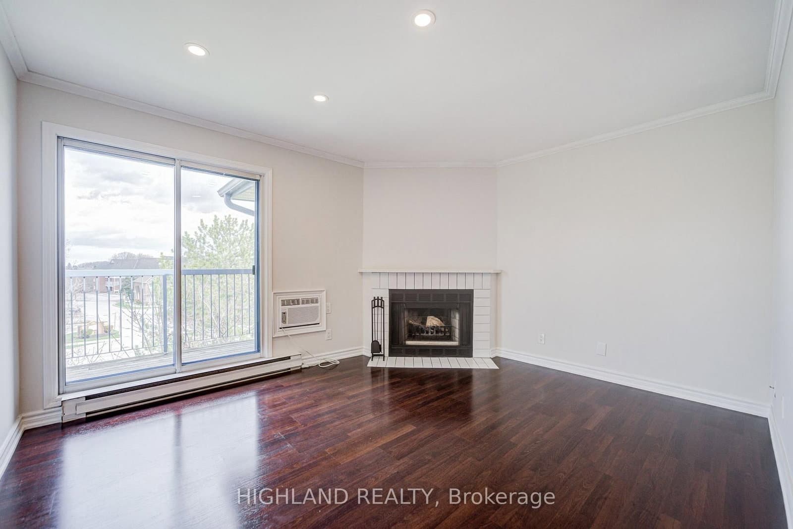 95 Trailwood Drive, Unit 1033 - Image 6