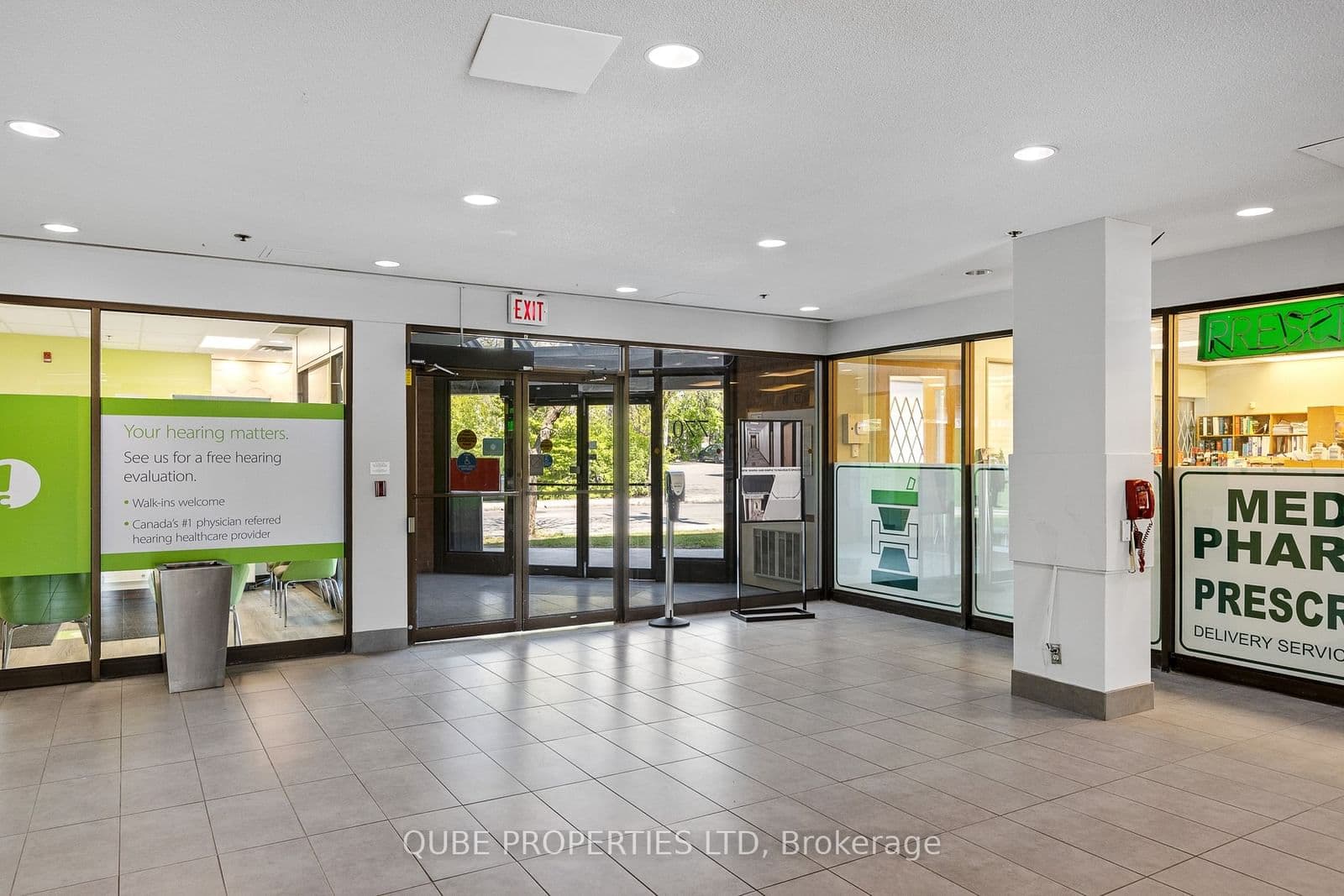 770 BROADVIEW Avenue - Image 3