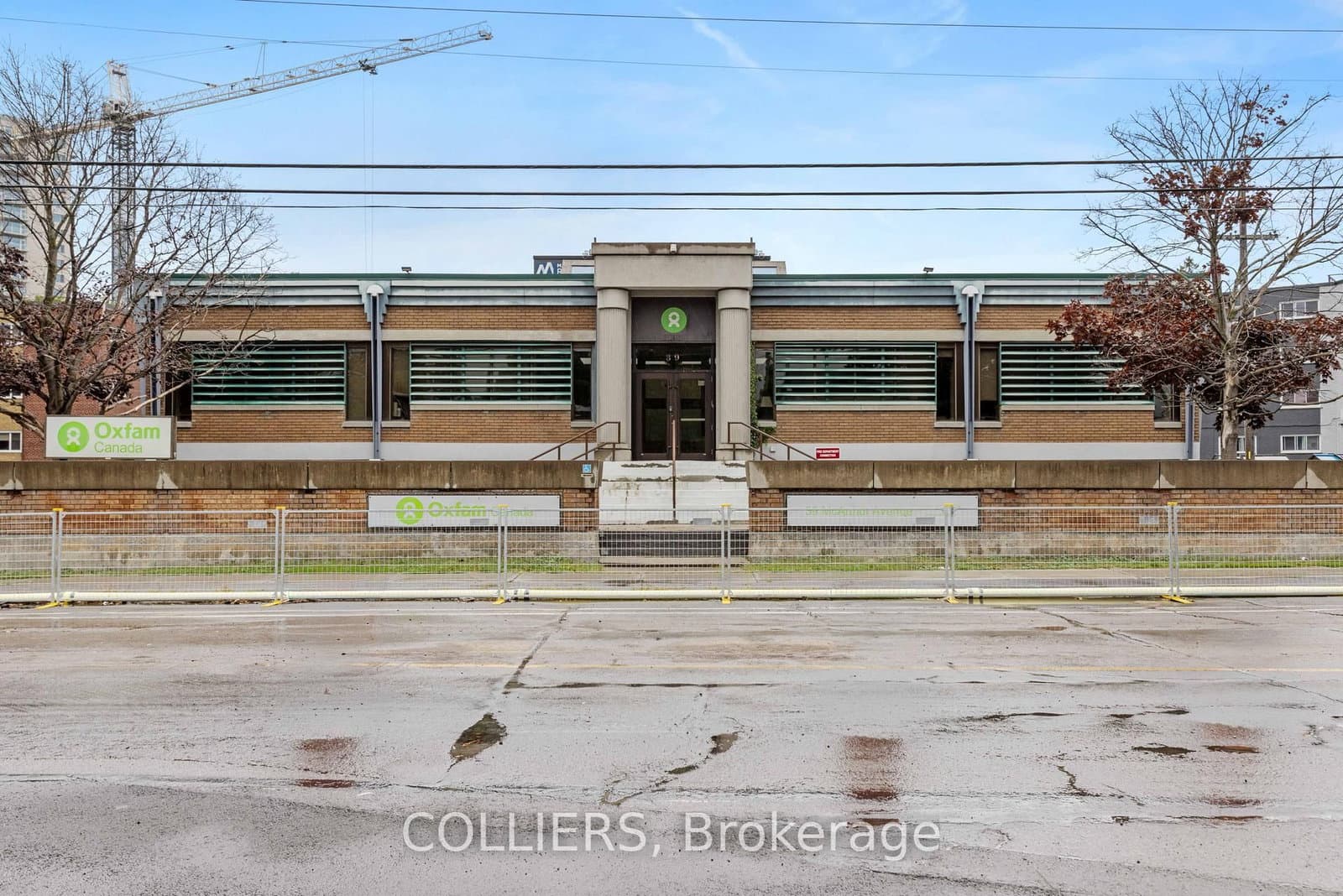 39 McArthur Avenue - Image 1
