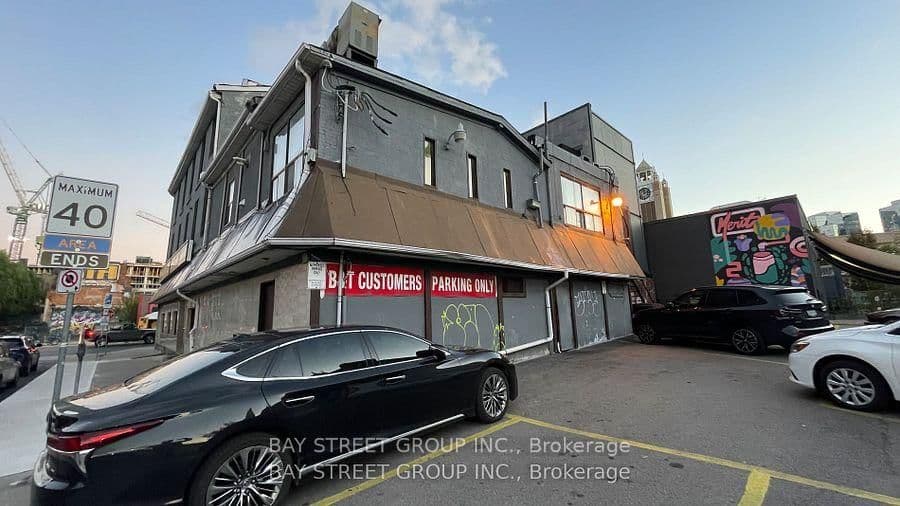 113 James Street N - Image 2