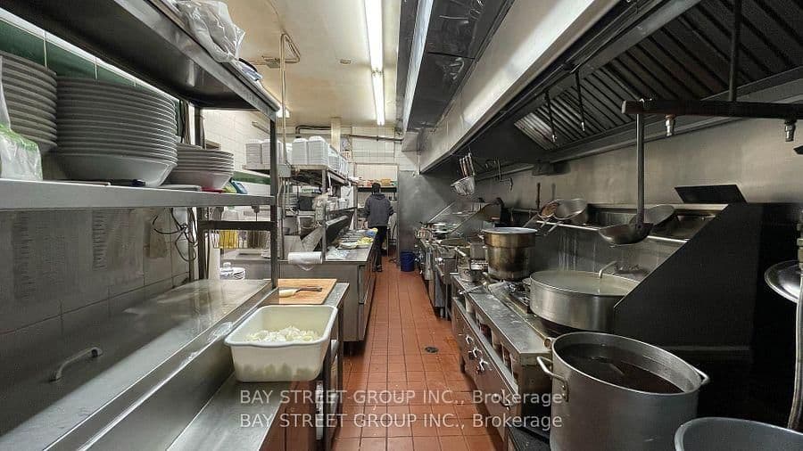113 James Street N - Image 6