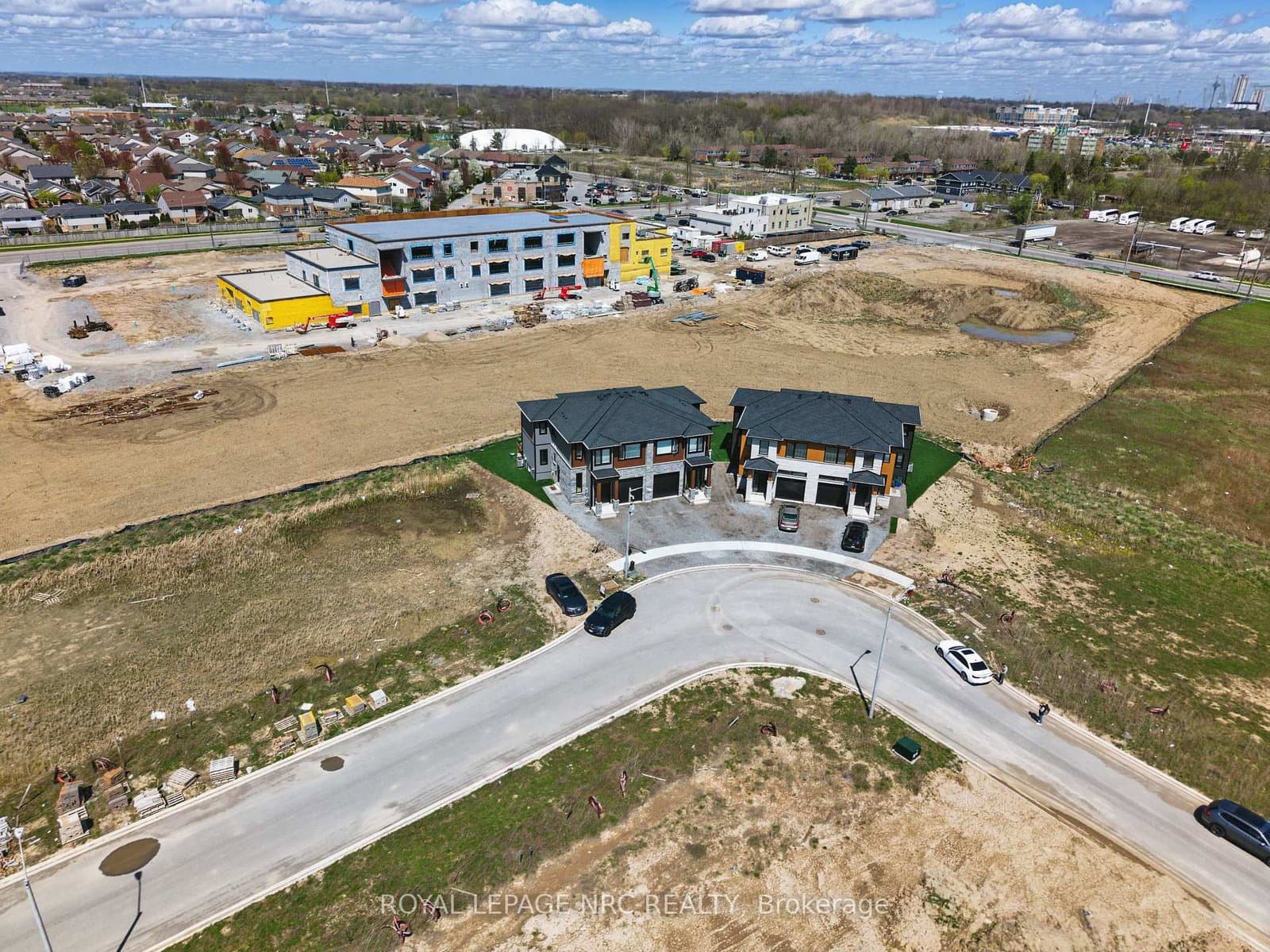 7386 SPLENDOUR Drive, Unit Lower - Image 3