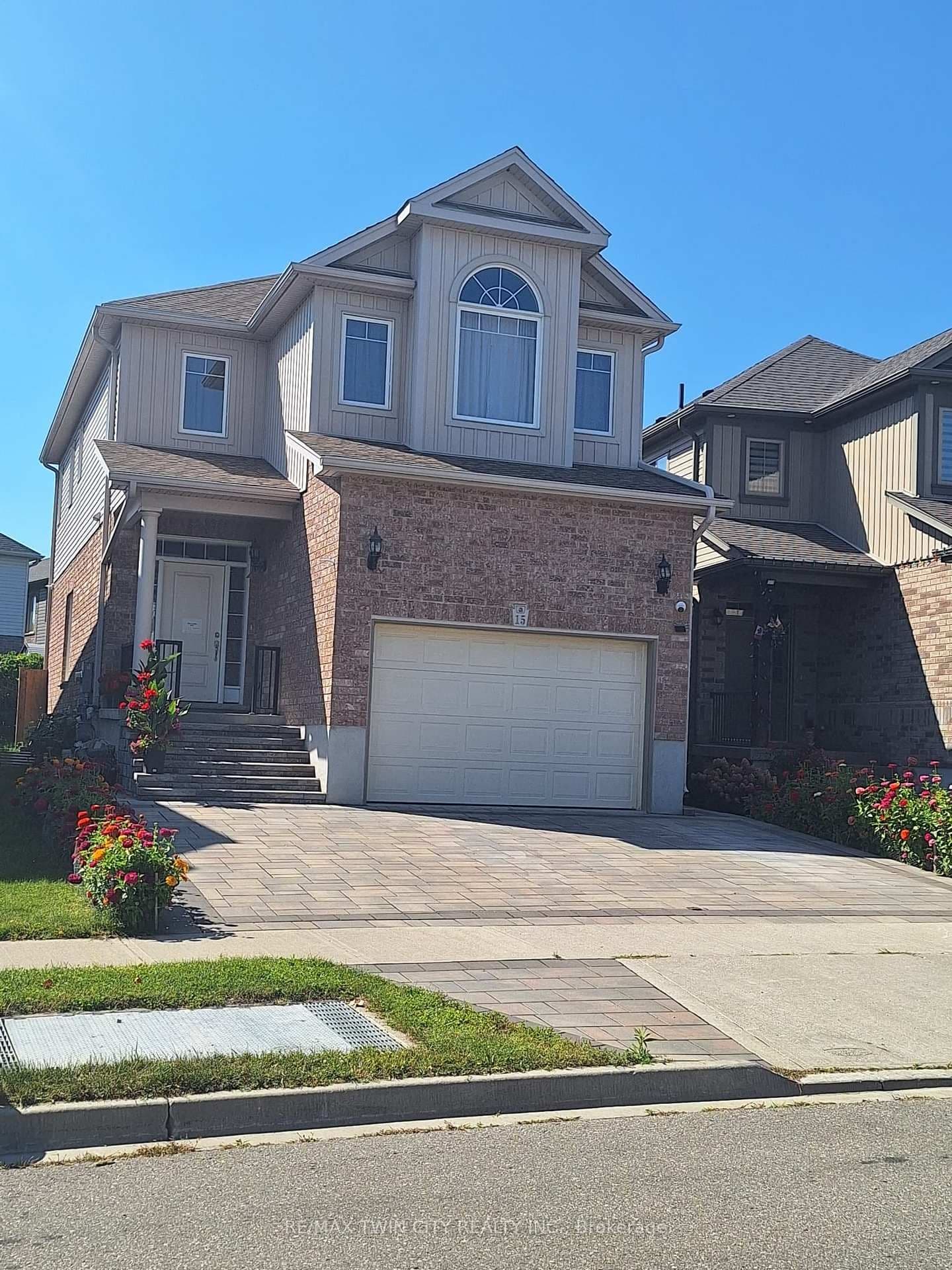 15 Spring Creek Street - Image 1