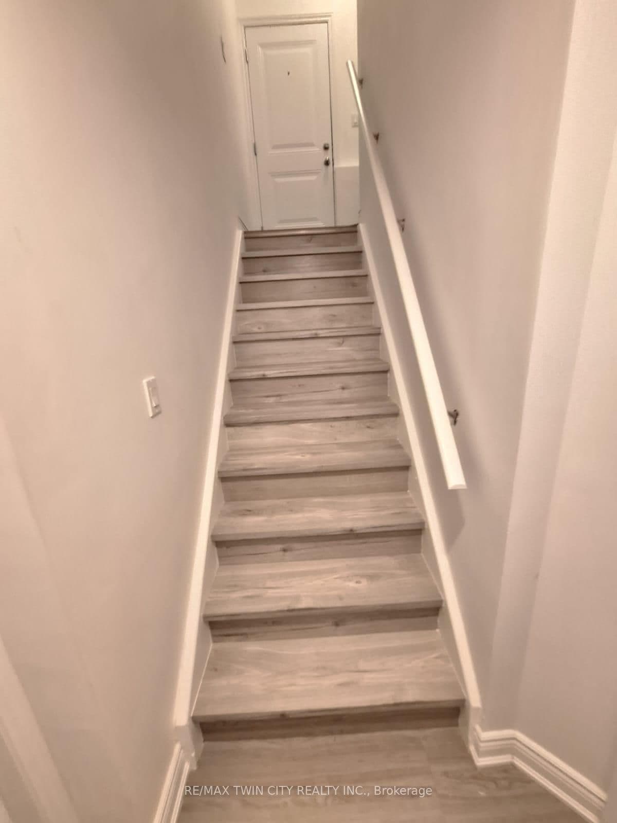 15 Spring Creek Street - Image 4