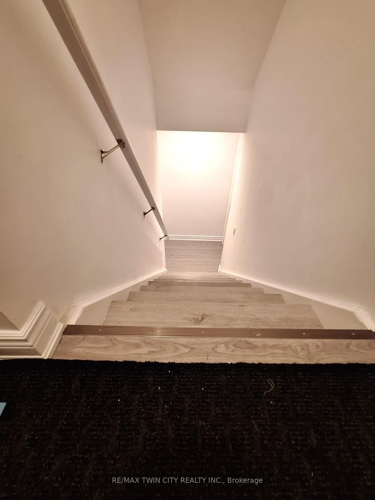 15 Spring Creek Street - Image 6