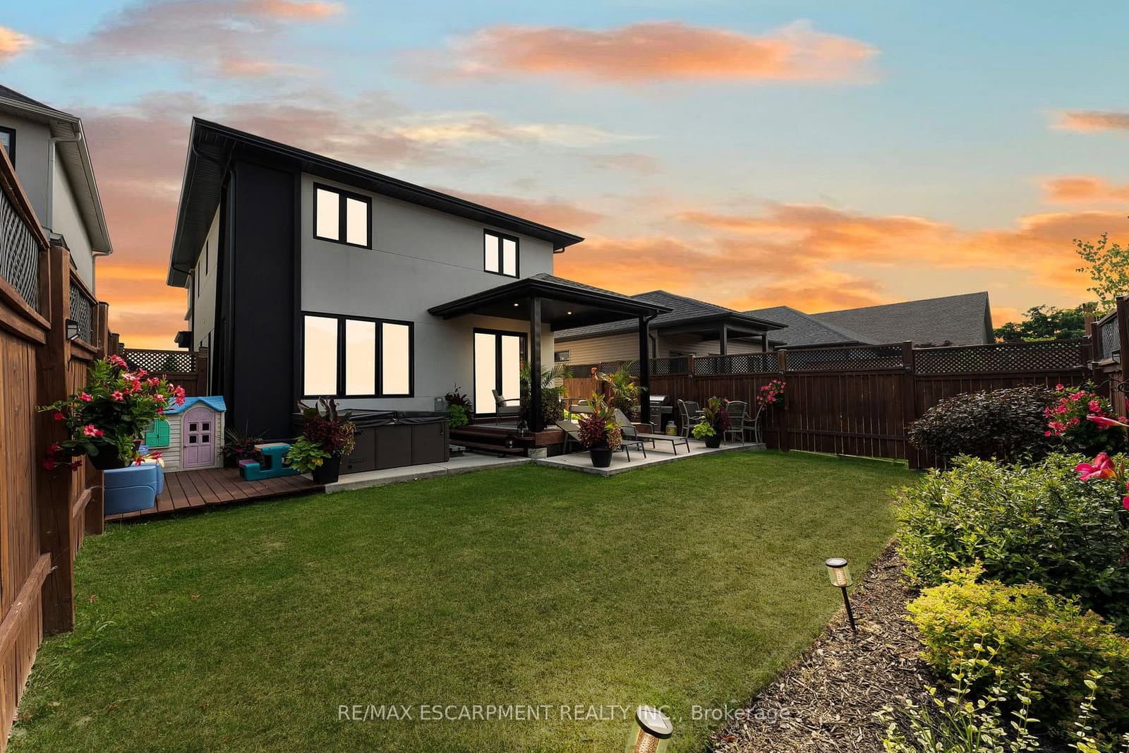 14 Willowbrook Drive - Image 2