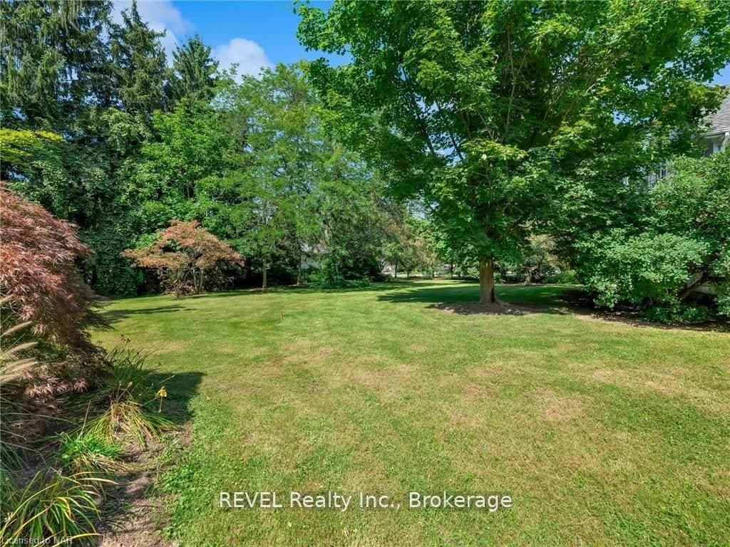 411 VICTORIA ST - LOT 1 Street - Image 6