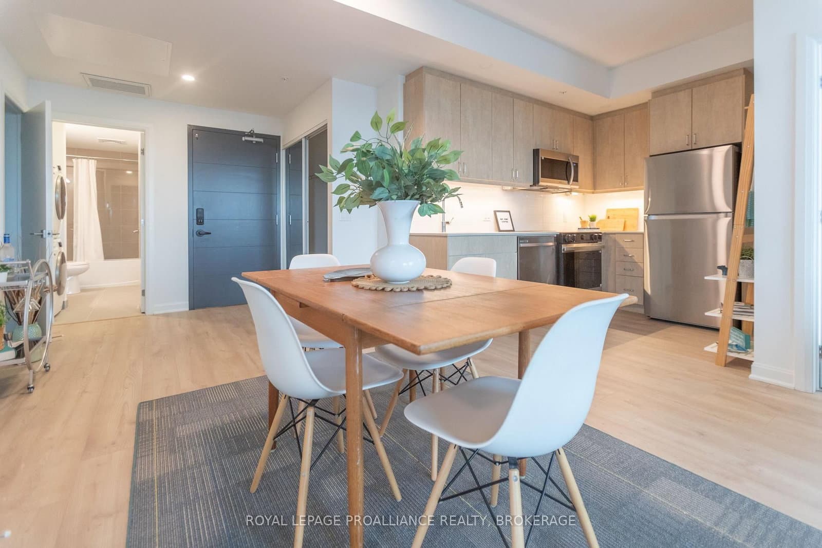 223 Princess Street, Unit 605 - Image 3