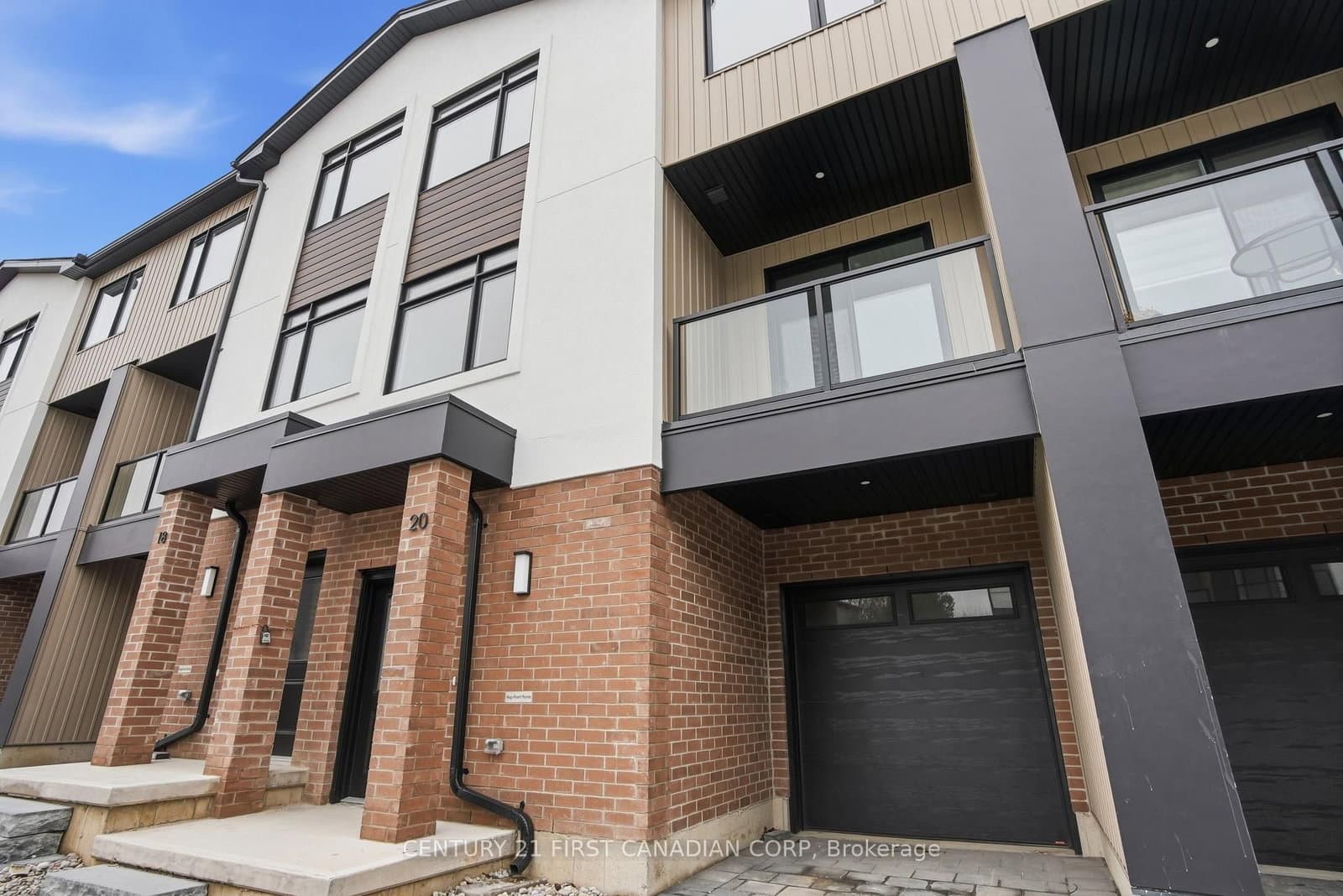 349 Southdale Road E, Unit 20 - Image 4