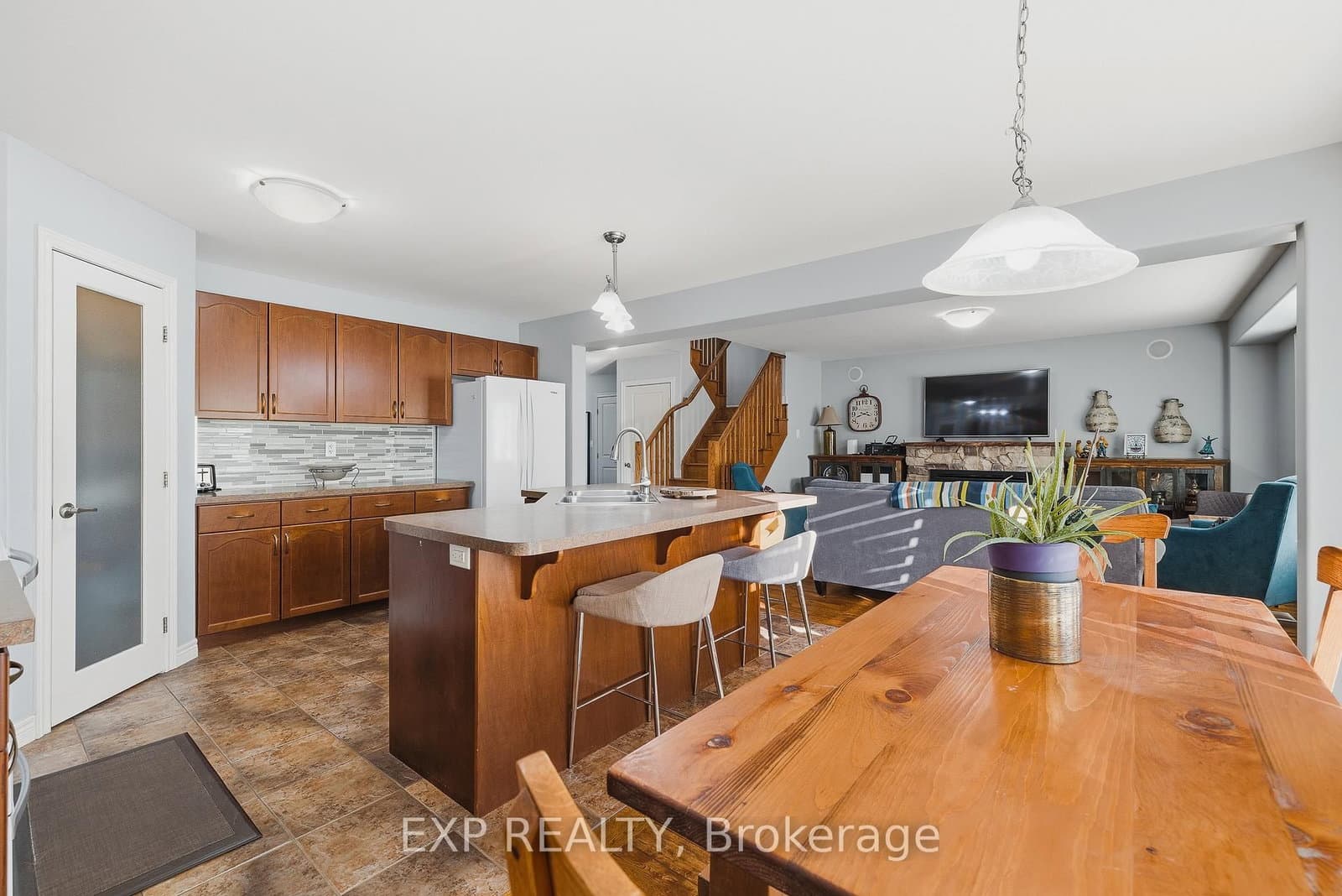23 Doon Creek Street - Image 5