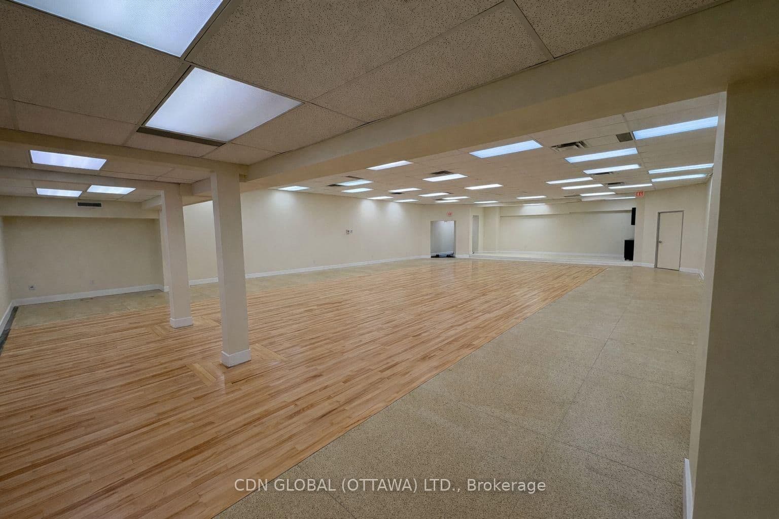 381 Richmond Road - Image 2