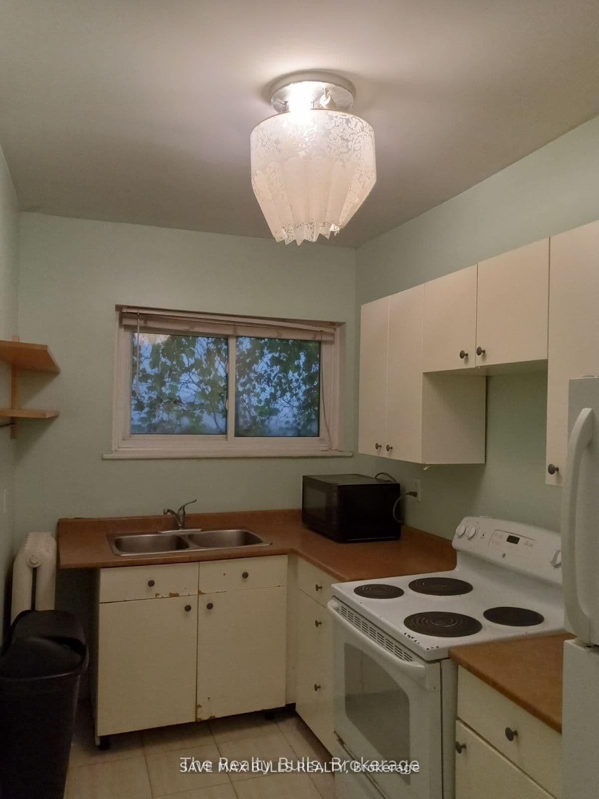 285 King Street W, Unit 3 - Image 2