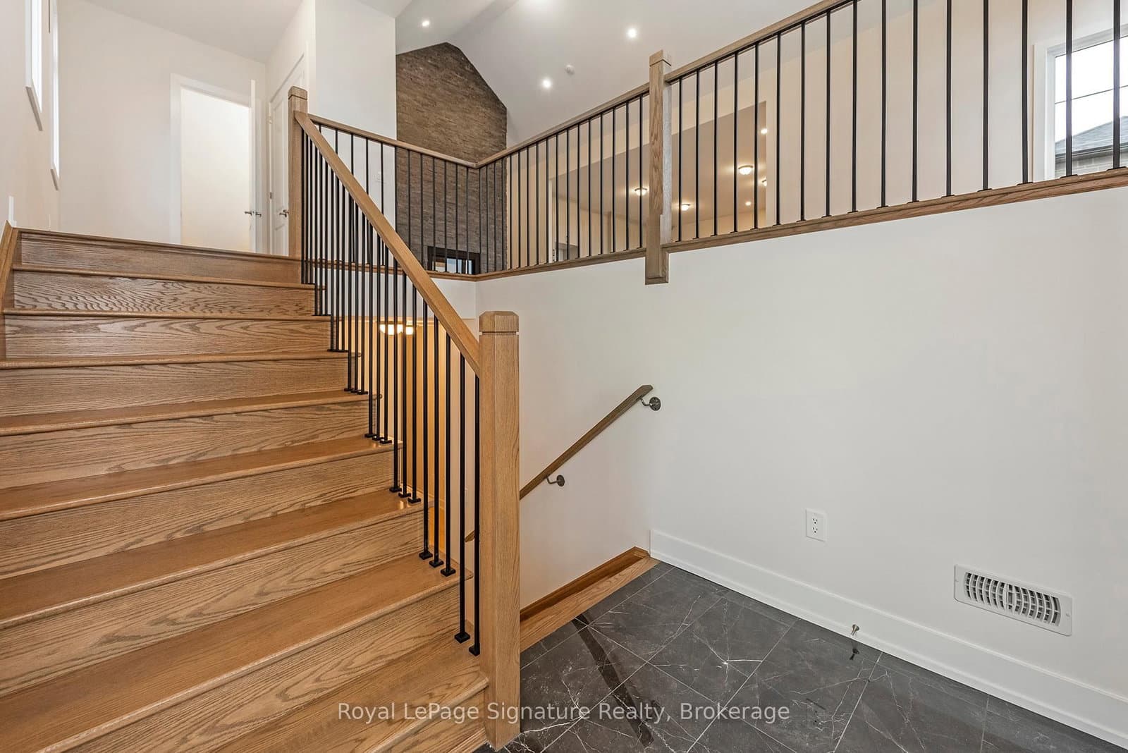 124 Dorothy Drive - Image 3