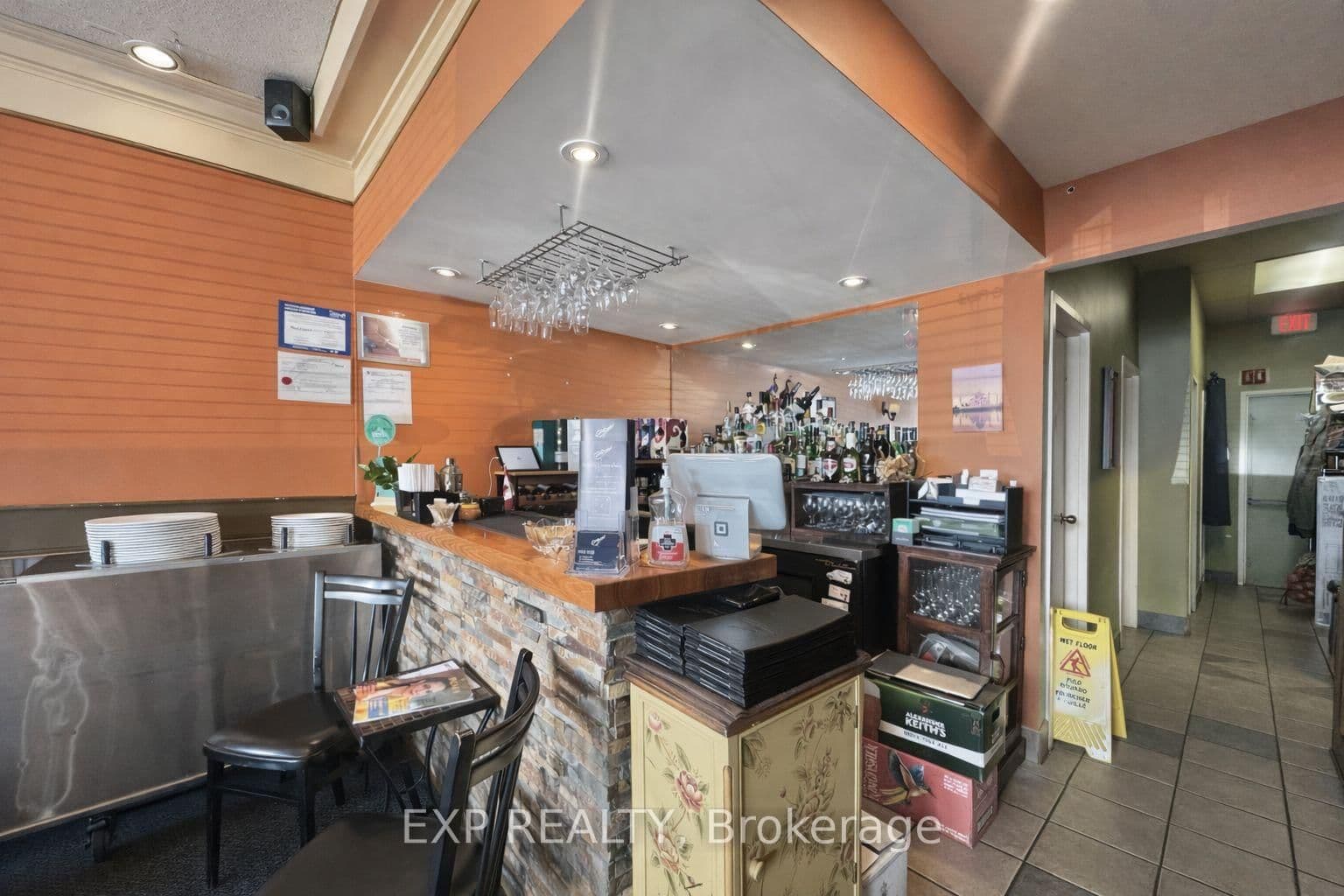 2280 Carling Avenue, Unit 7 - Image 4
