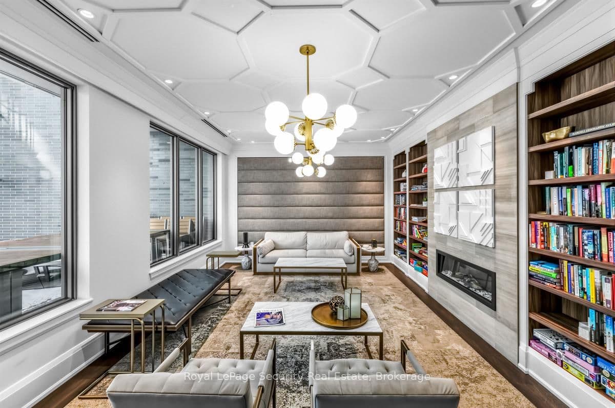 73 Arthur Street, Unit 807 - Image 5