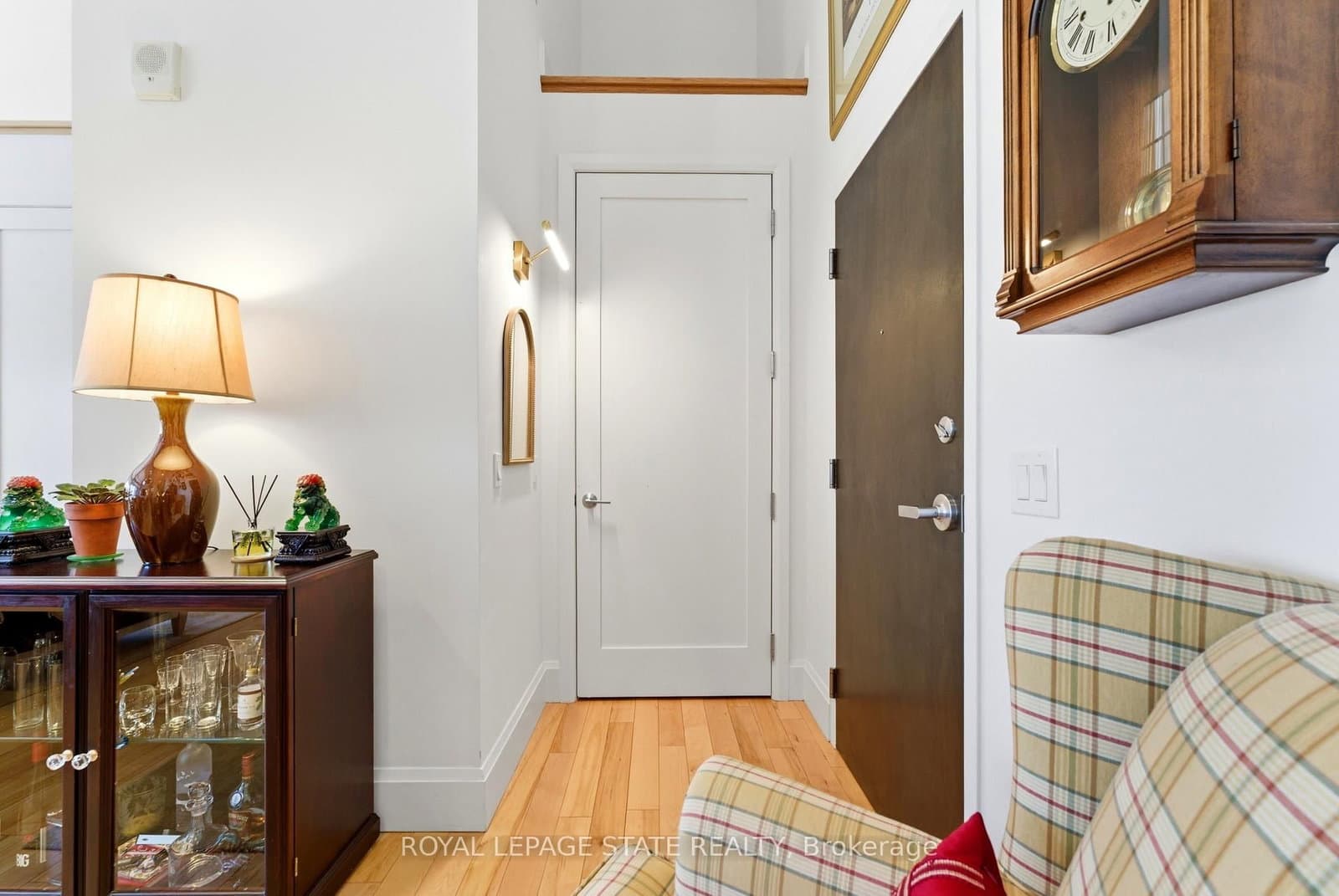 112 King Street E, Unit PH4 - Image 5