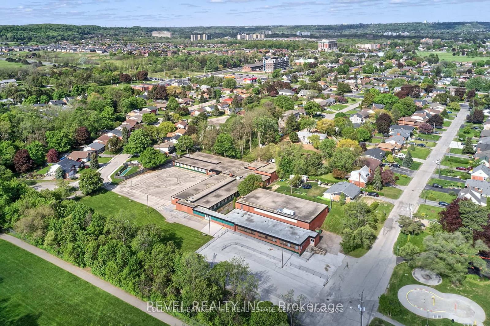 45 Randall Avenue - Image 3