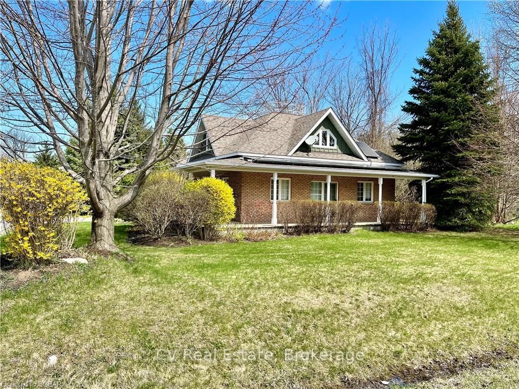102 LIISA'S Lane - Image 6