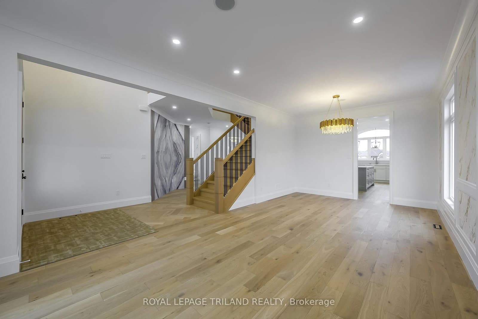 4038 AYRSHIRE Avenue - Image 5
