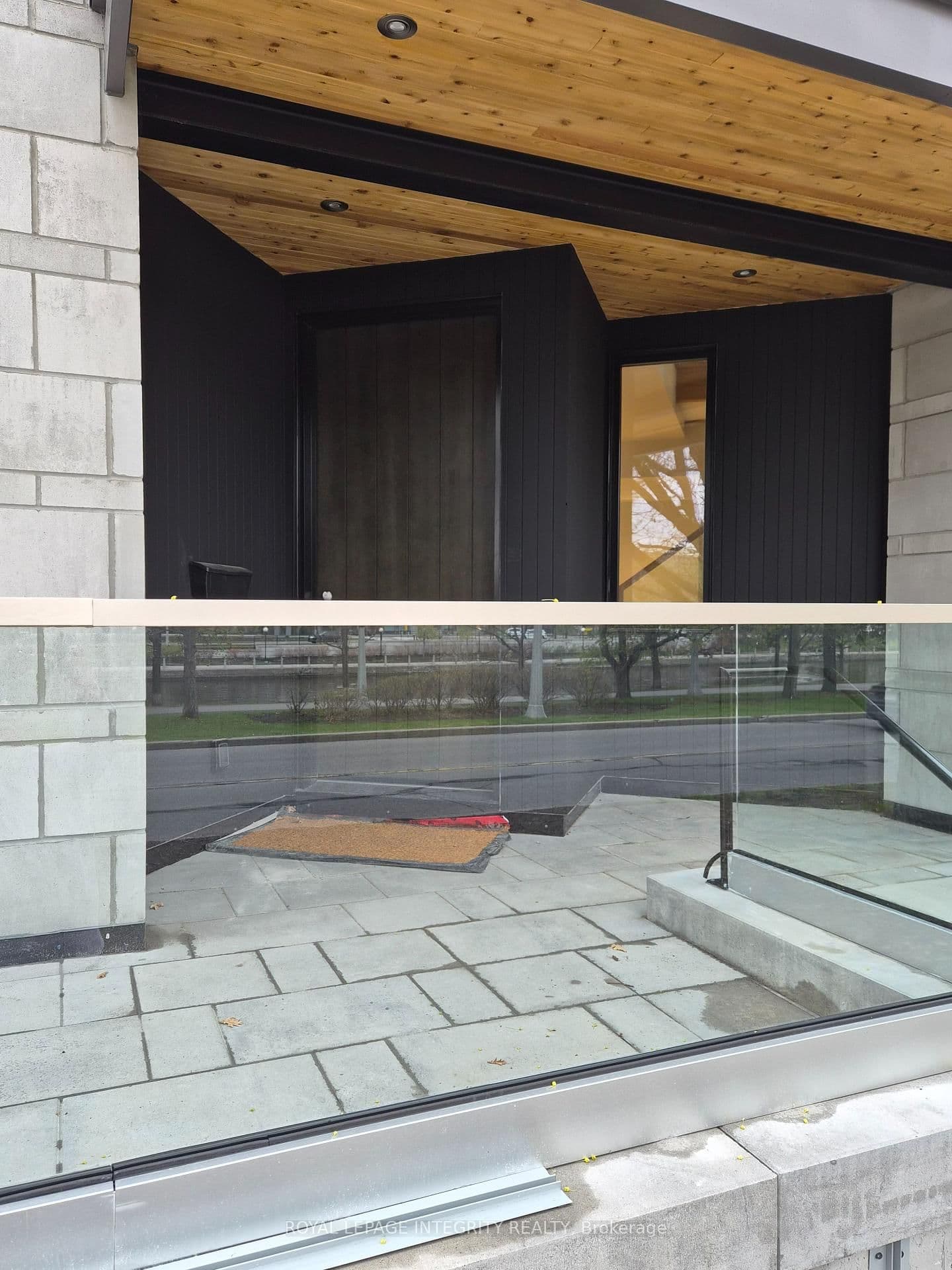 112 Queen Elizabeth Drive - Image 4