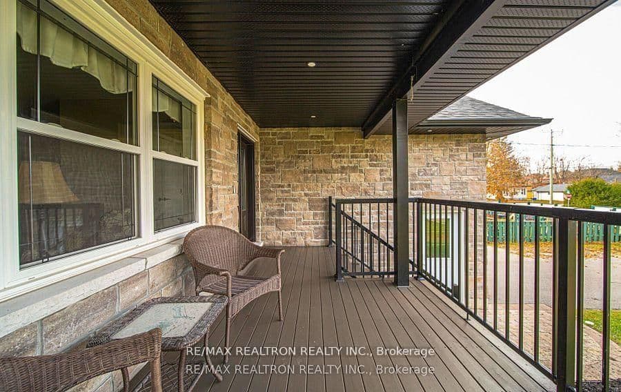 43 KING Street - Image 4