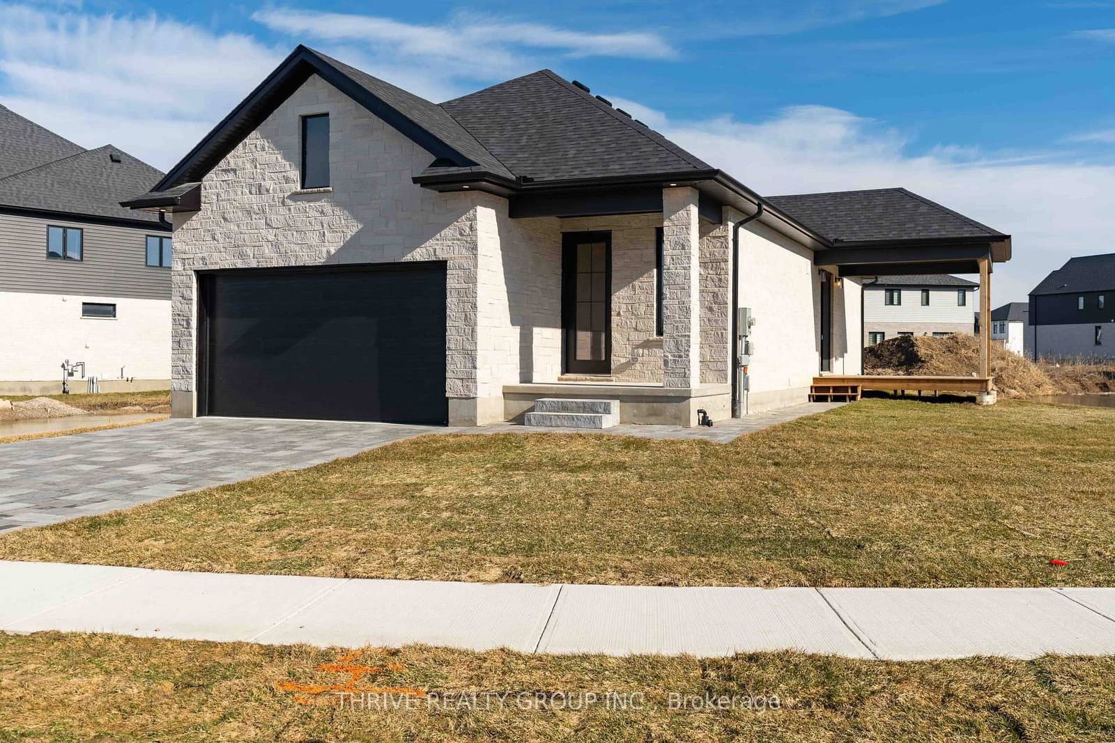 4275 Sagebrush Crescent - Image 2