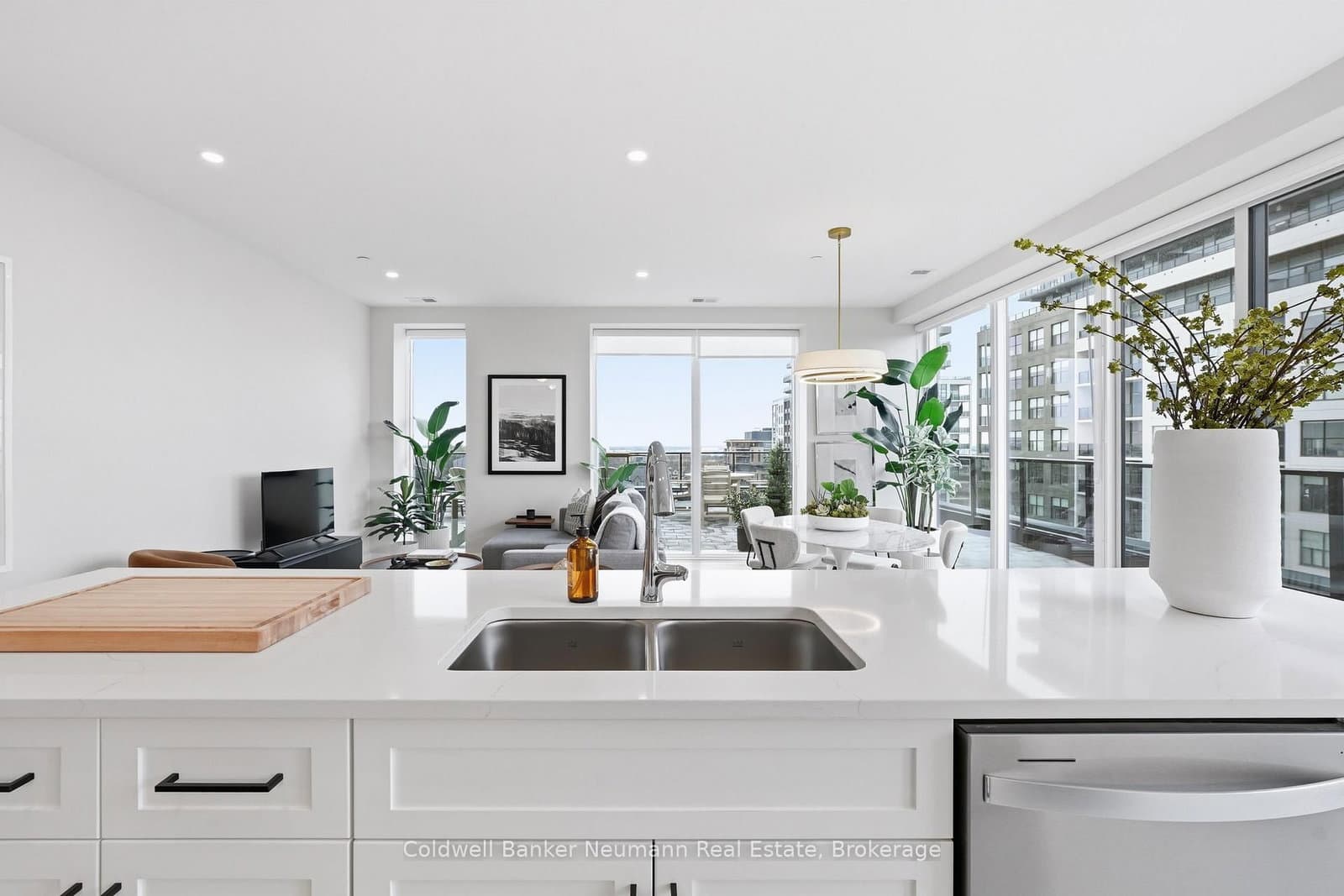 1882 Gordon Street, Unit 813 - Image 5