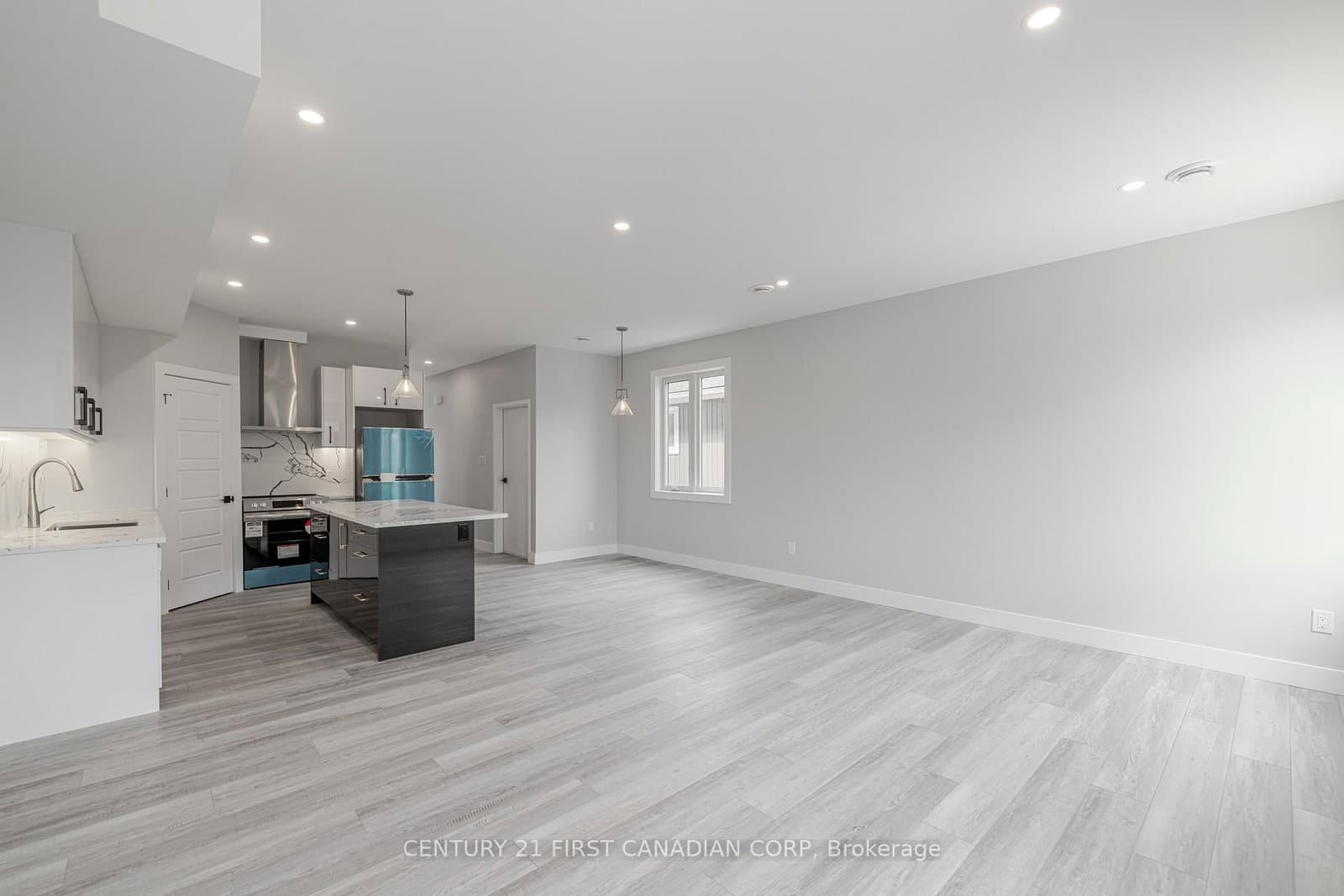 109 Ross Street - Image 2