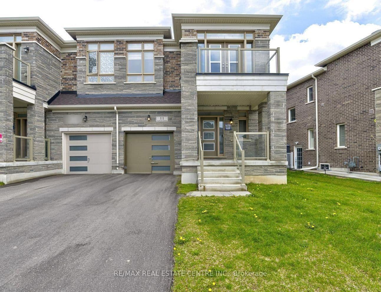 11 Trailbank Gardens - Image 2