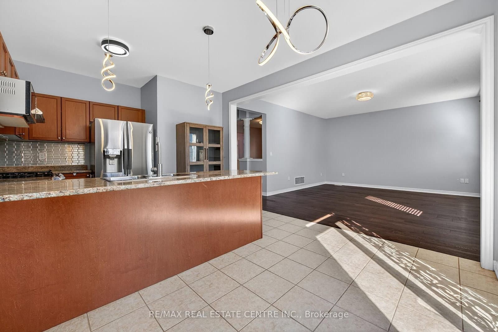 244 Raymond Road - Image 4