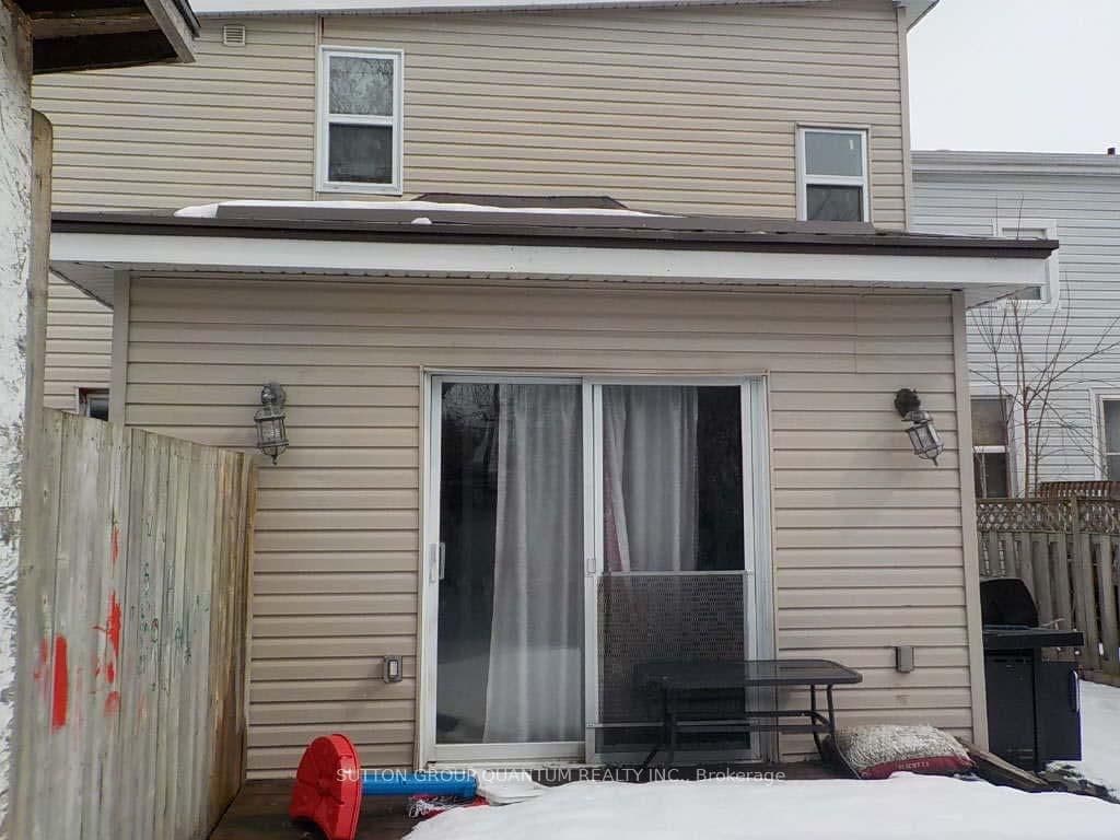 60 & 62 Everett Street - Image 4