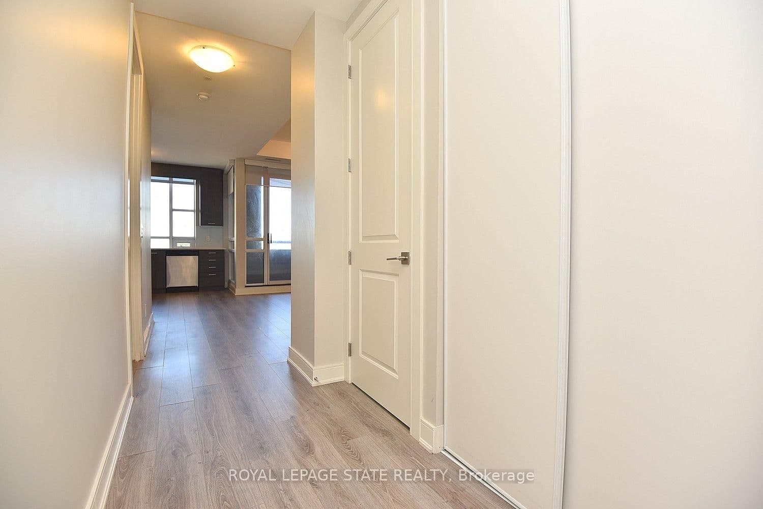 150 Main Street W, Unit 603 - Image 4