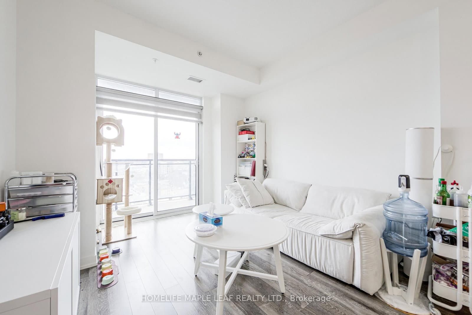 128 King Street N, Unit 1402 - Image 6