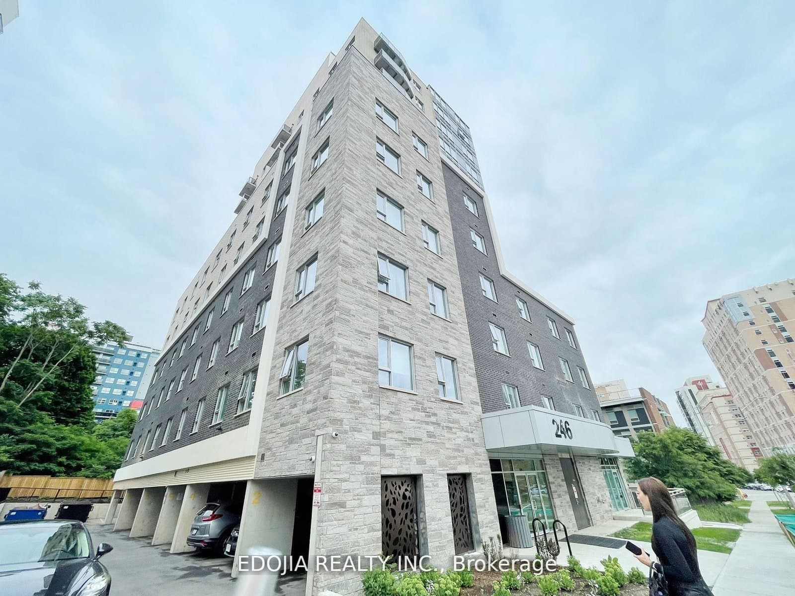 246 Lester Street, Unit 608 short term only - Image 2