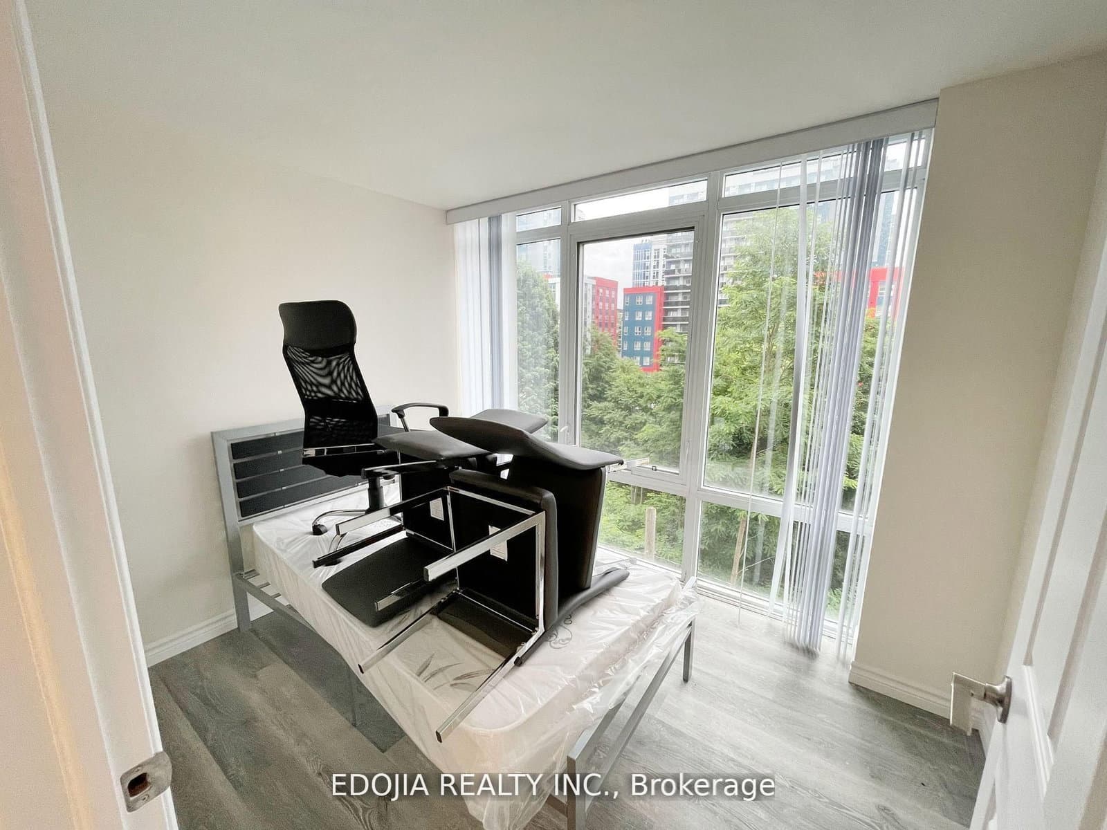 246 Lester Street, Unit 608 short term only - Image 5