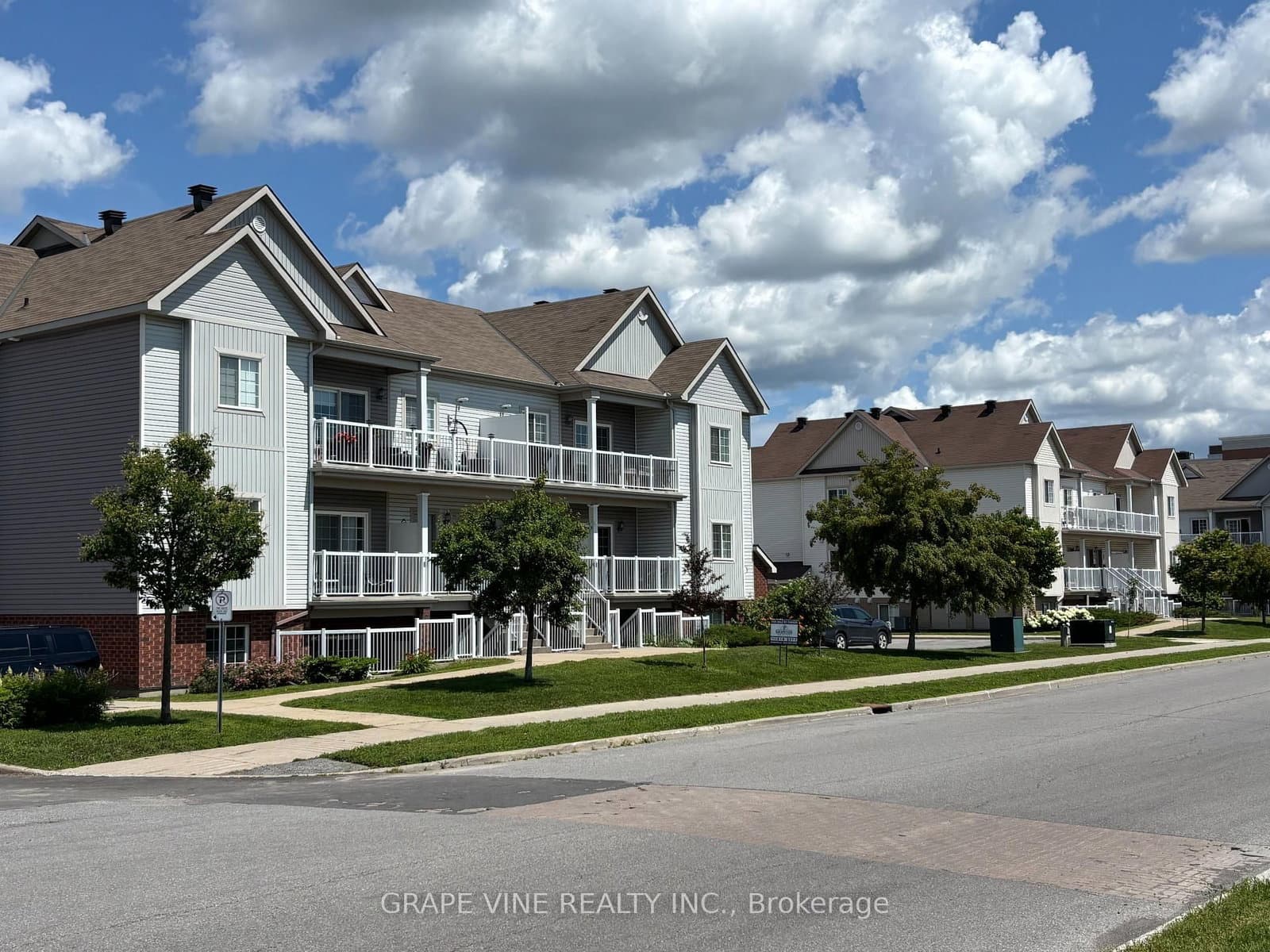 104 ARTESA Private, Unit F - Image 4