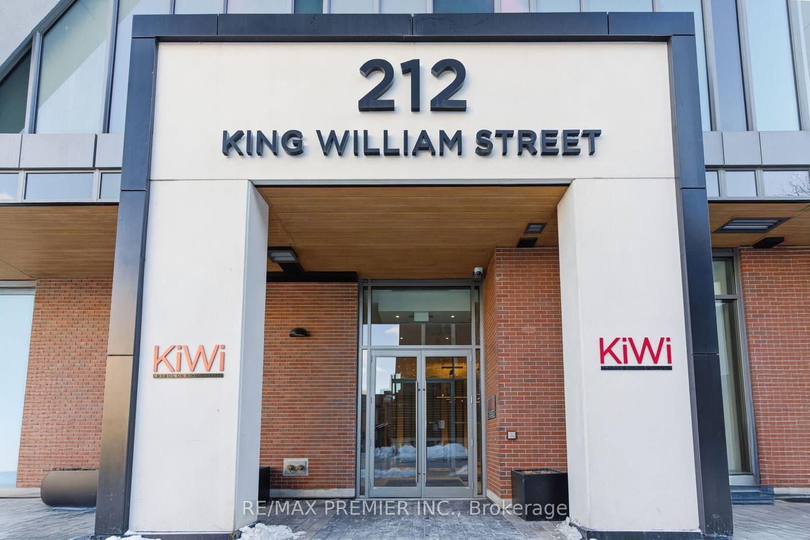 212 King William Street, Unit 914 - Image 2