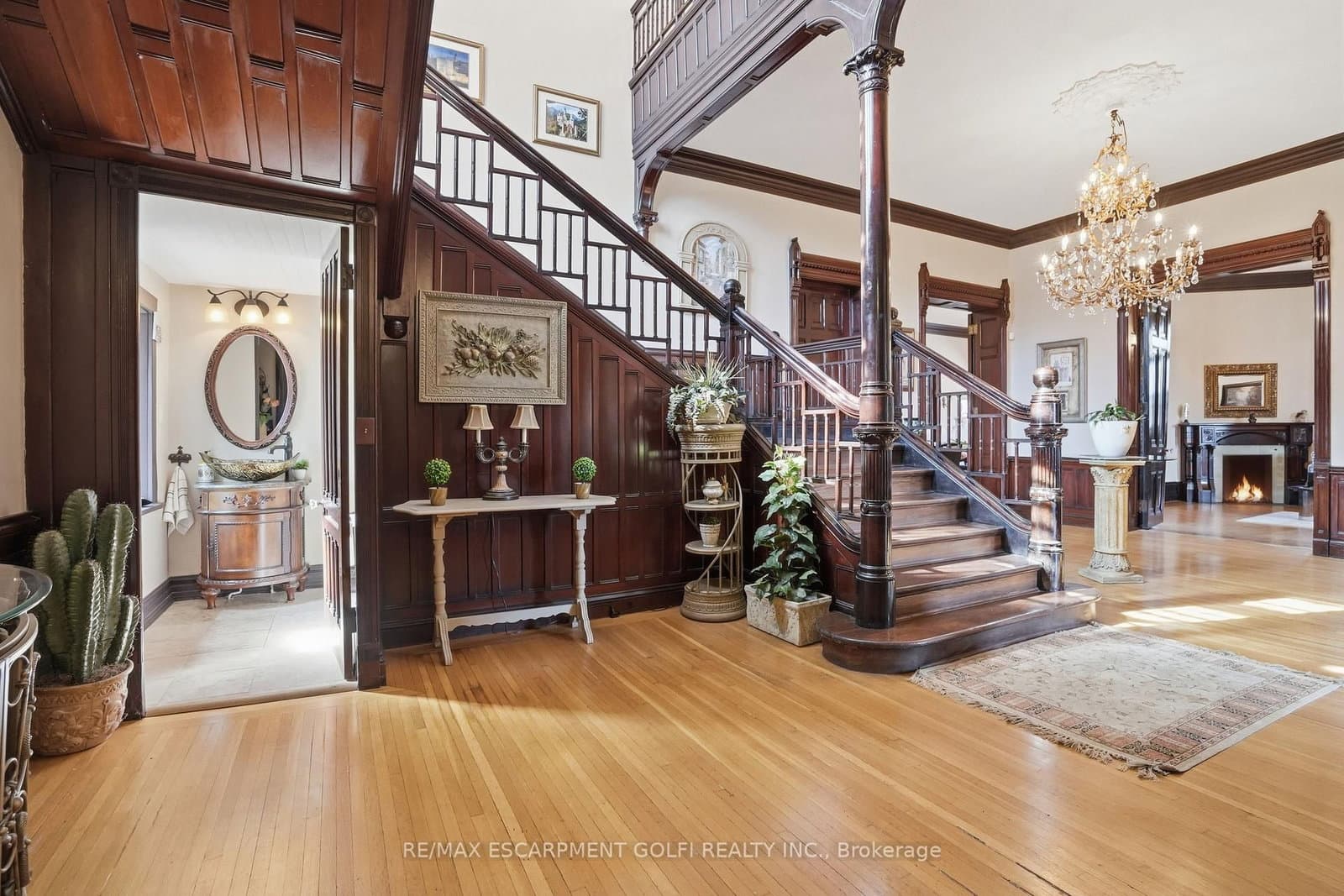 26 RAVENSCLIFFE Avenue - Image 6