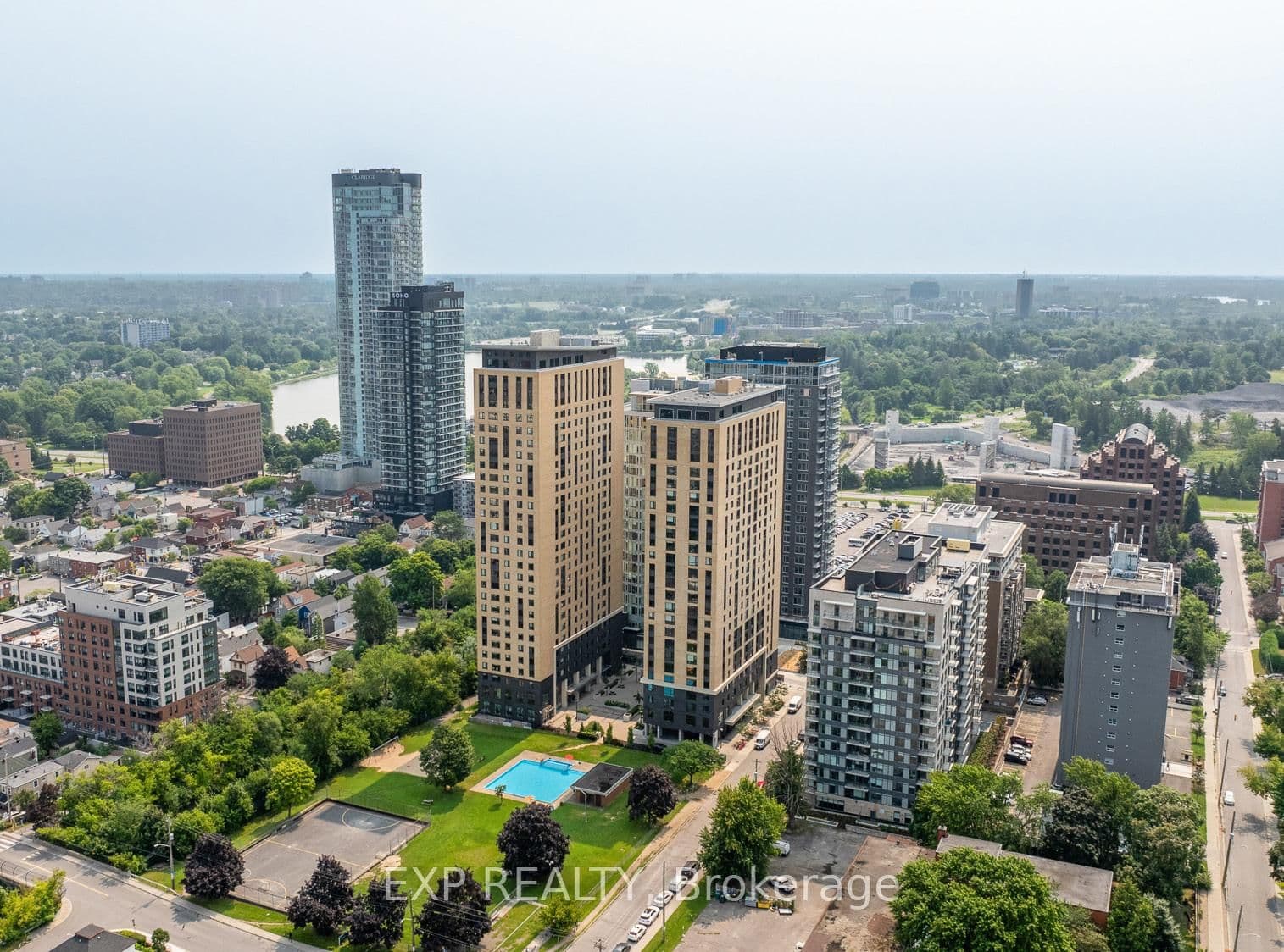 101 Champagne Avenue S - Image 1
