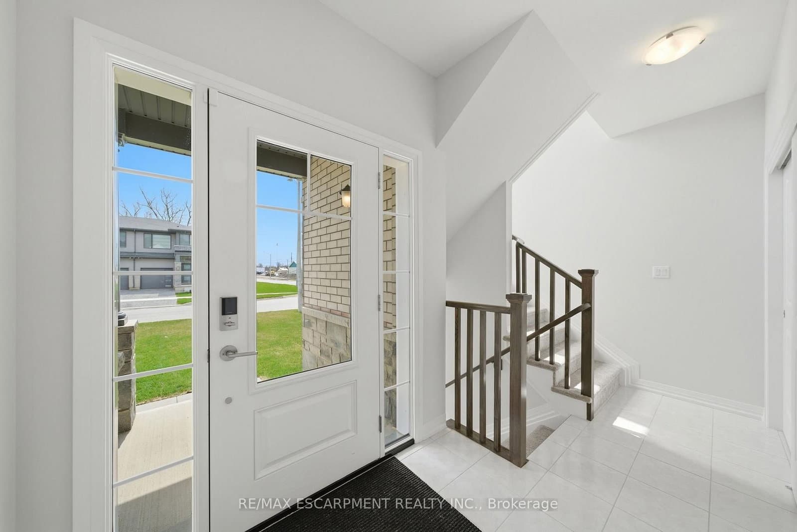 778 Bradford Avenue - Image 5