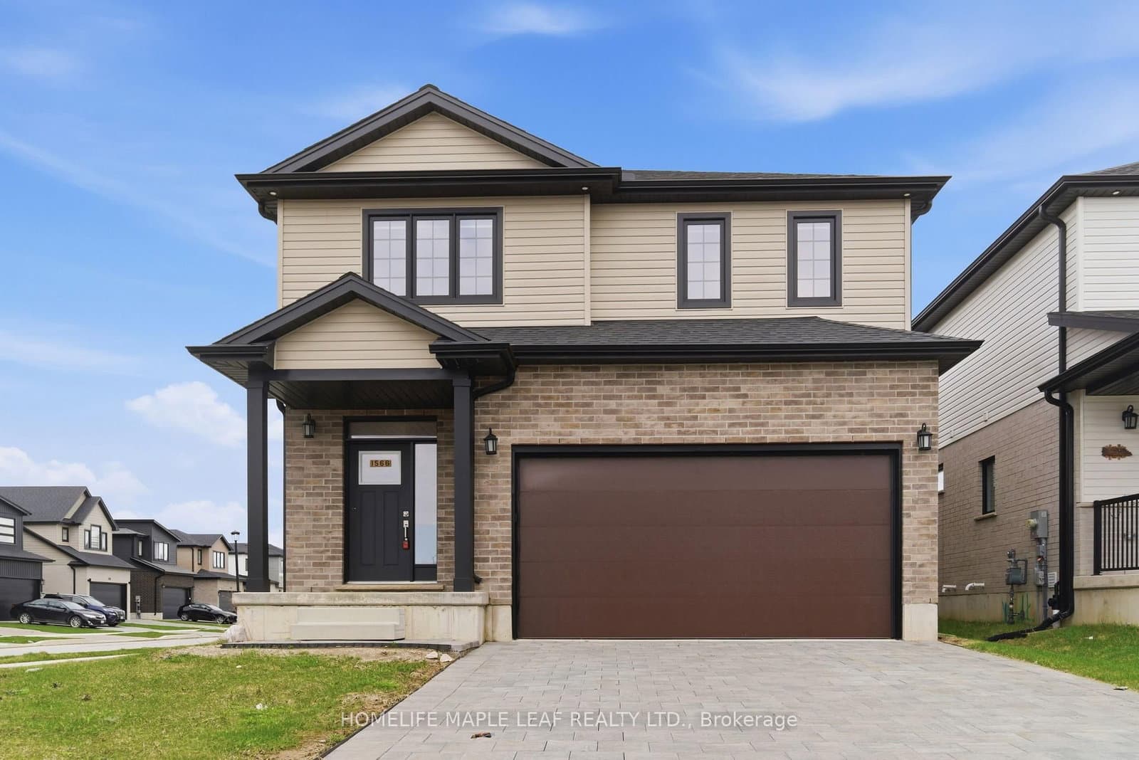 1566 Wright Crescent - Image 1